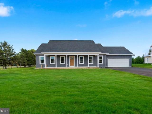 House for sale in Falling Waters, West Virginia