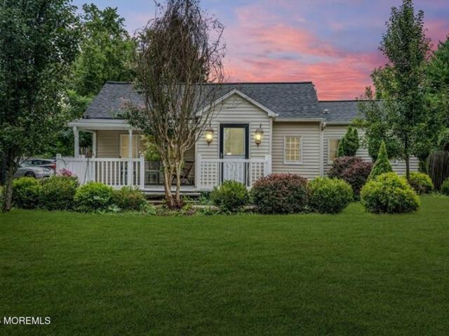 House for sale in Dayton, New Jersey