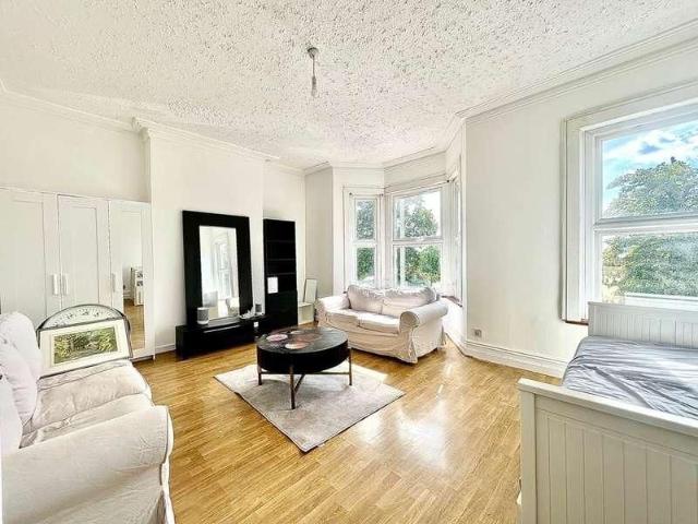 Apartment for rent in Brunswick Park, Isle Of Man