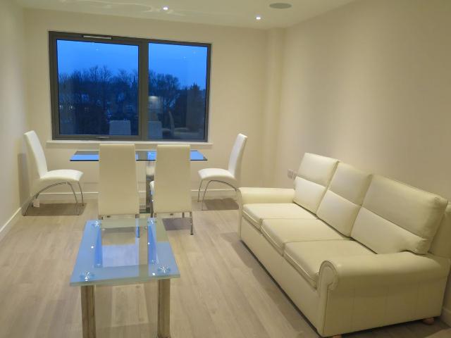 Apartment for rent in Brunswick Park, Greater London