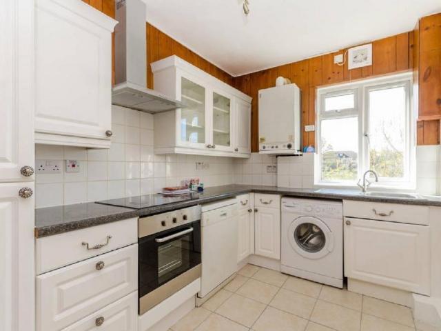 Apartment for rent in North Finchley, Greater London