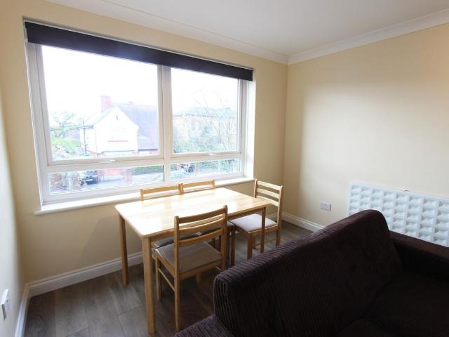 Apartment for rent in North Finchley, Greater London