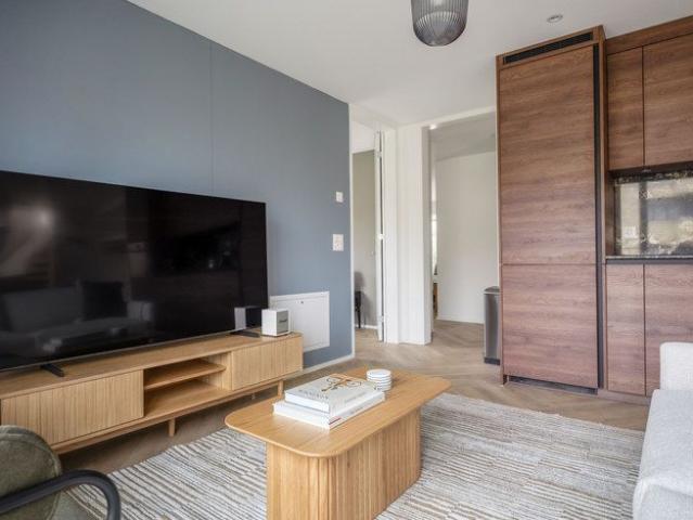 Apartment mieten in Einigen, Zürich