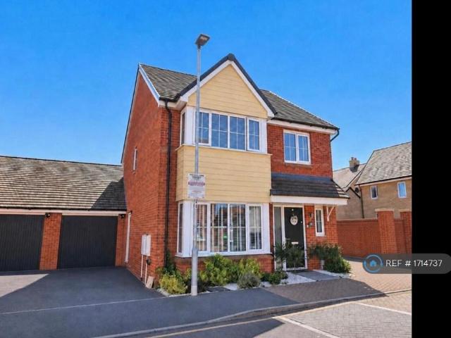 House for rent in Chipping Hill, Essex