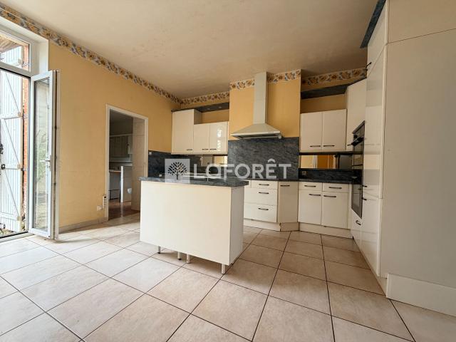 Maison vente à Vitry-le-François, Frignicourt