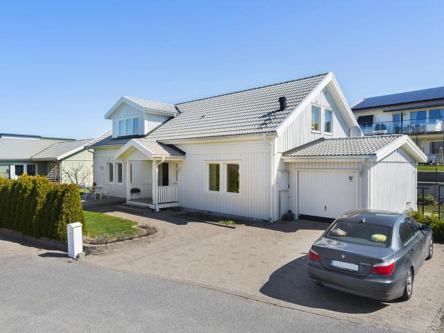 Villa till salu i Tullinge