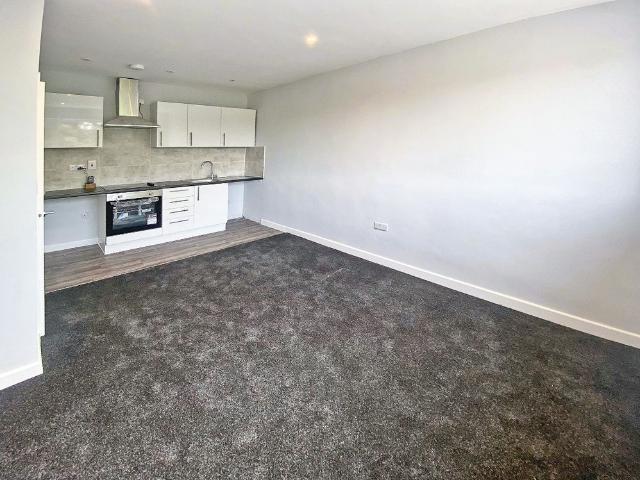 Apartment for rent in Heol-las, Surrey