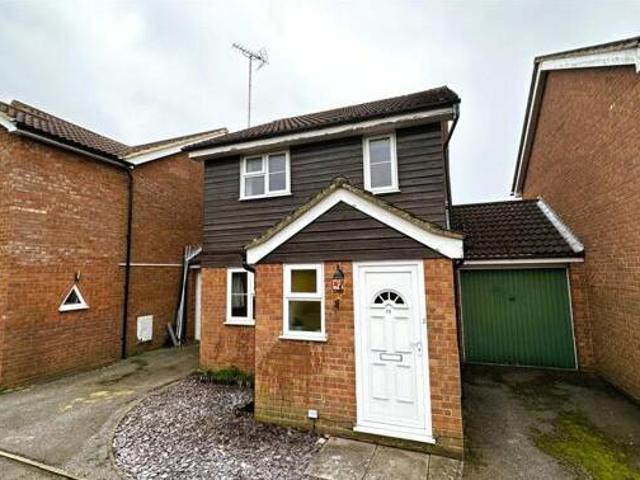 House for sale in Heol-las, Surrey