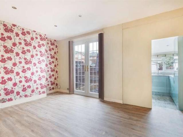 House for rent in London Borough of Merton, Greater London