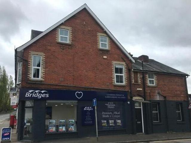 House for sale in Heol-las, Surrey