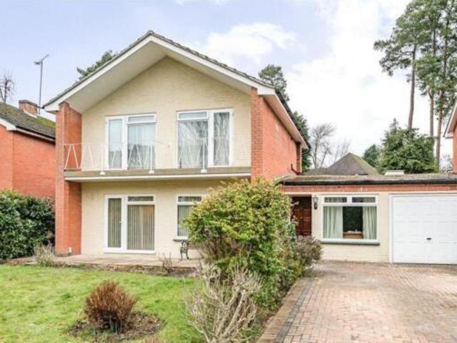 House for sale in Heatherside, Heol-las