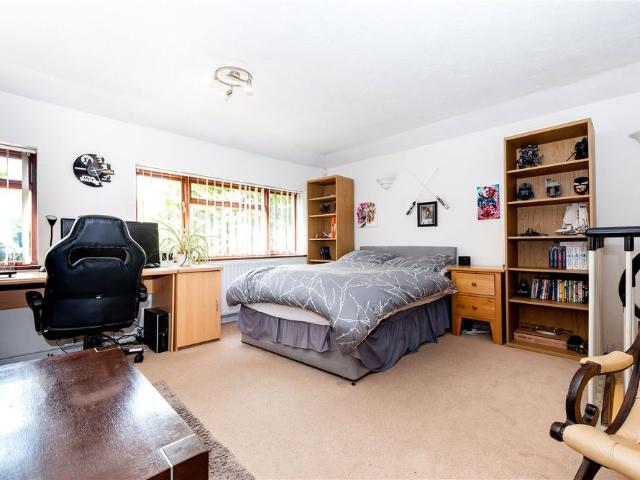 House for rent in Westborough, Surrey