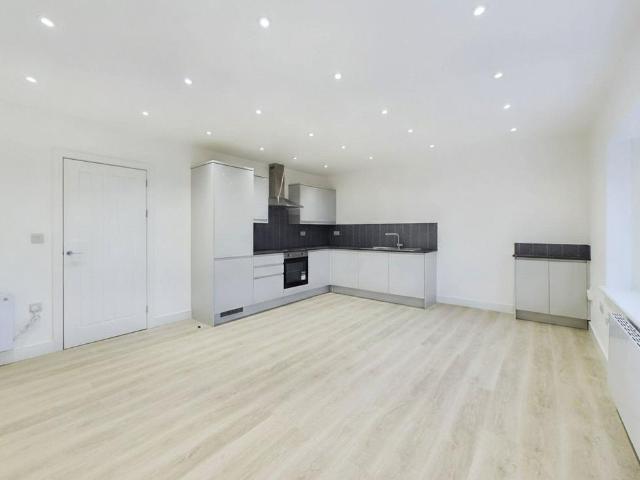 Apartment for rent in Camberley, Surrey Heath