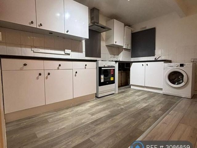 Apartment for rent in Strood, Medway
