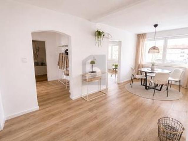 Wohnung kaufen in Königsbrunn, Bayern