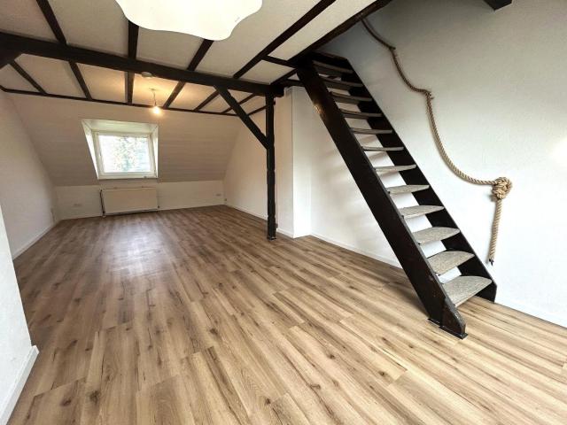 Dachgeschosswohnung mieten in Wichlinghausen, Wuppertal