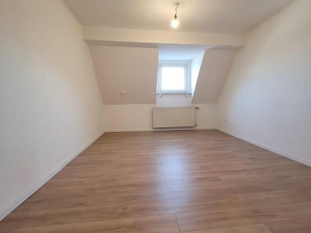 Dachgeschosswohnung mieten in Lirich, Oberhausen