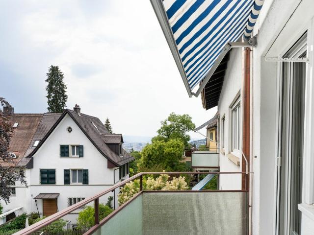 Apartment mieten in Einigen, Zürich