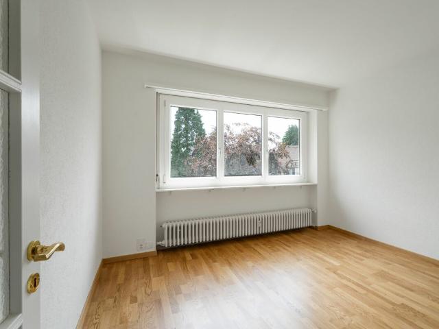Apartment mieten in Einigen, Zürich