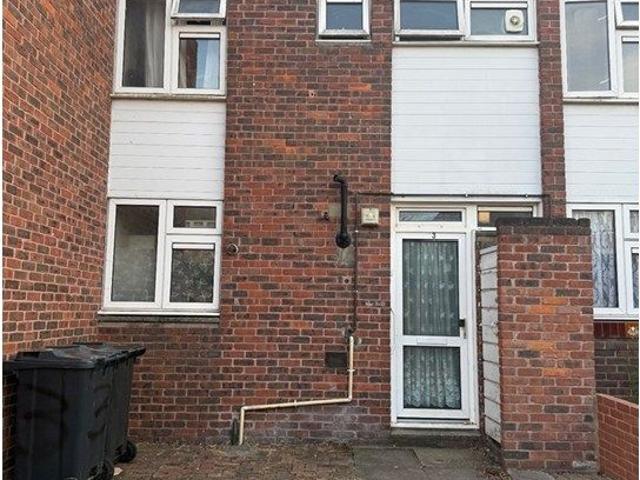 House for rent in Hainault, Greater London