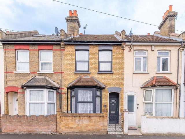 House for rent in London Borough of Croydon, Greater London