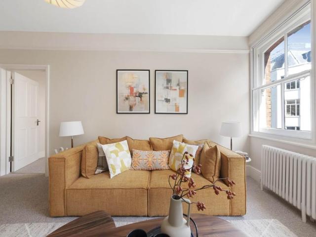Apartment for rent in Soho, Greater London