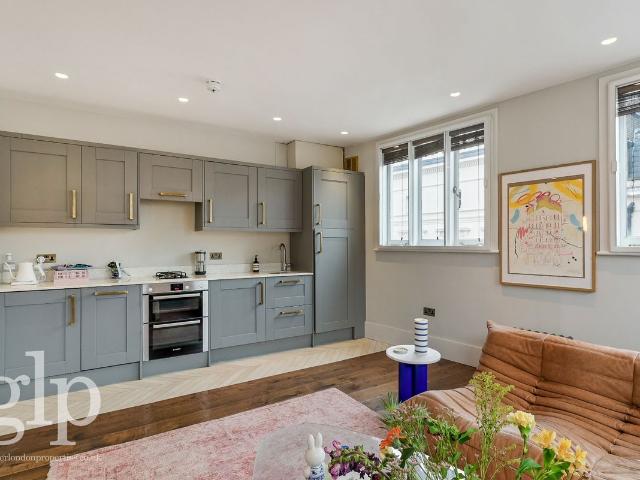 Apartment for rent in Soho, Greater London