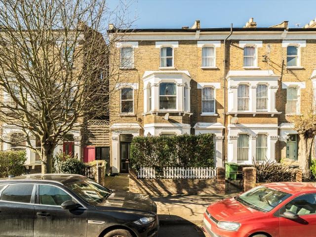Apartment for rent in London Borough of Hammersmith and Fulham, Greater London