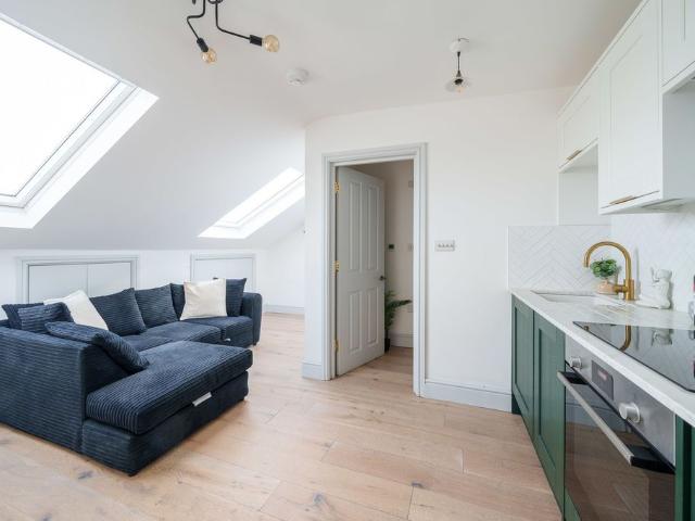Apartment for rent in London Borough of Hammersmith and Fulham, Greater London