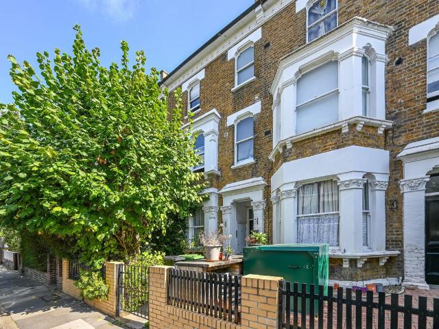 Apartment for rent in London Borough of Hammersmith and Fulham, Greater London