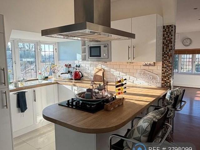 House for rent in Northwood, Greater London