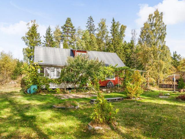 Hus till salu i Knohult, Jönköpings län