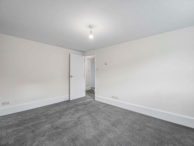 Apartment for rent in East Greenwich, Greater London