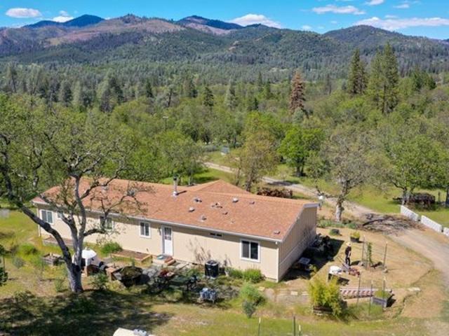 House for sale in Hayfork, California