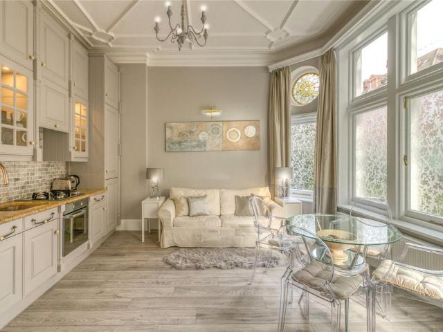 House for rent in South Hampstead, Greater London