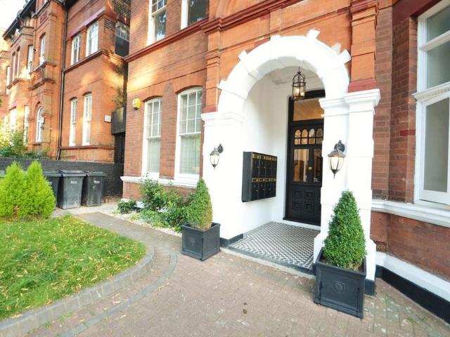 House for rent in South Hampstead, Greater London
