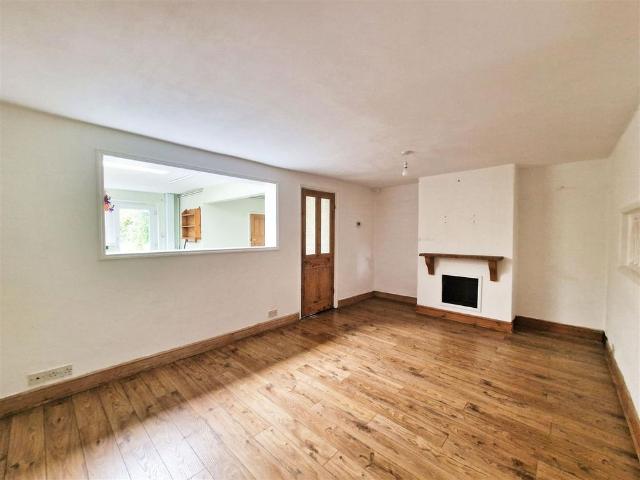 House for rent in Chelmondiston, Suffolk