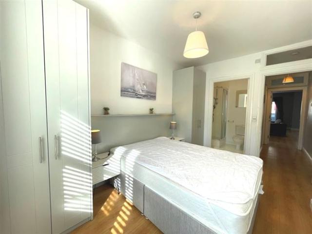 Apartment to rent in Bluebell, North Tipperary