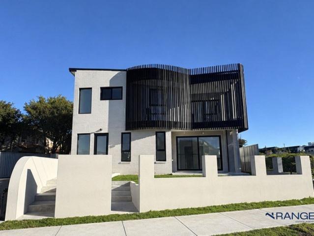 Townhouse for sale in Sydney, New South Wales