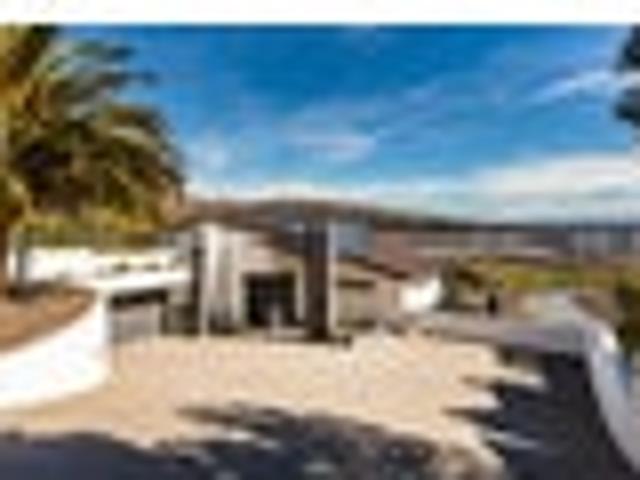 House for sale in Saint Andrews Hill, Christchurch