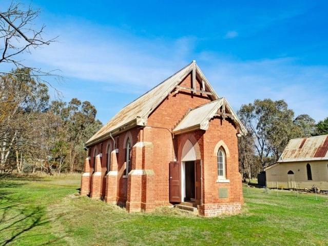 House for sale in Bonnie Doon, Victoria