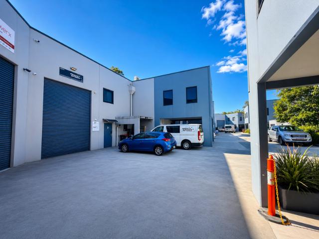 Warehouse for sale in Sutherland, New South Wales