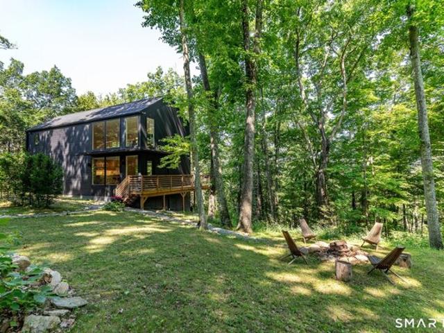 House for sale in Gaylordsville, New Milford