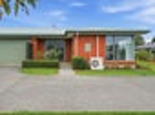 House for sale in Charing Cross, Canterbury