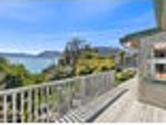 House for sale in Otakou