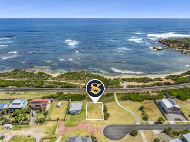 Land for sale in Peterborough, Victoria