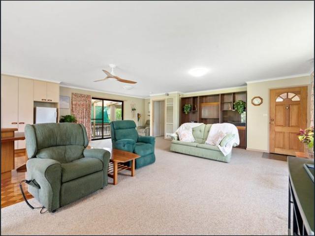 House for rent in Lakes Entrance, Victoria