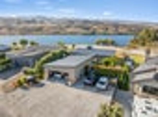 House for sale in Otakou