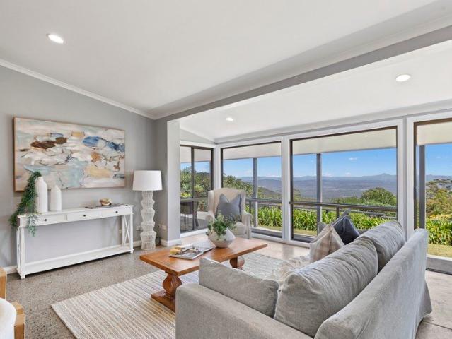 House for sale in Tamborine Mountain, Queensland
