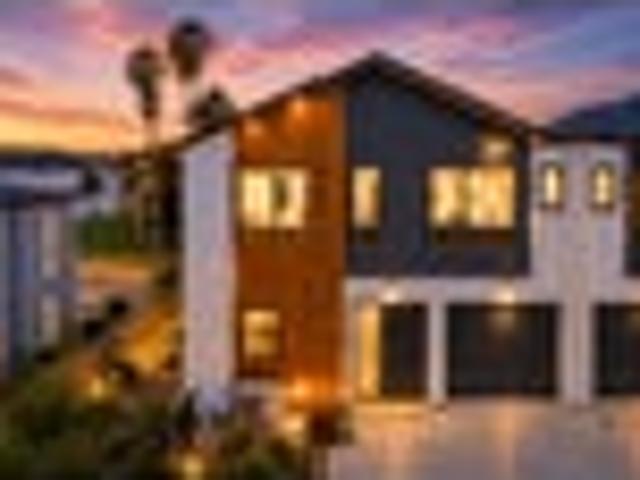 Townhouse for sale in Paremoremo